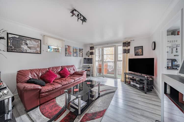 Property photo 1 of 16