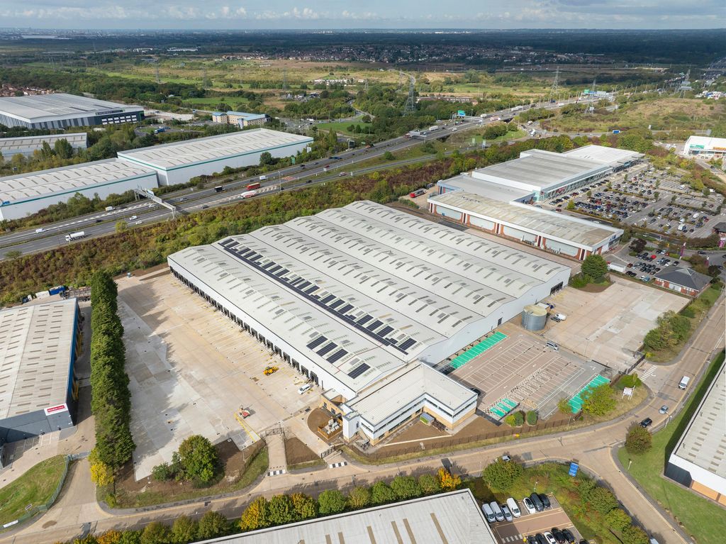 Property photo 1 of 8 Iw031024Ca001.Jpg