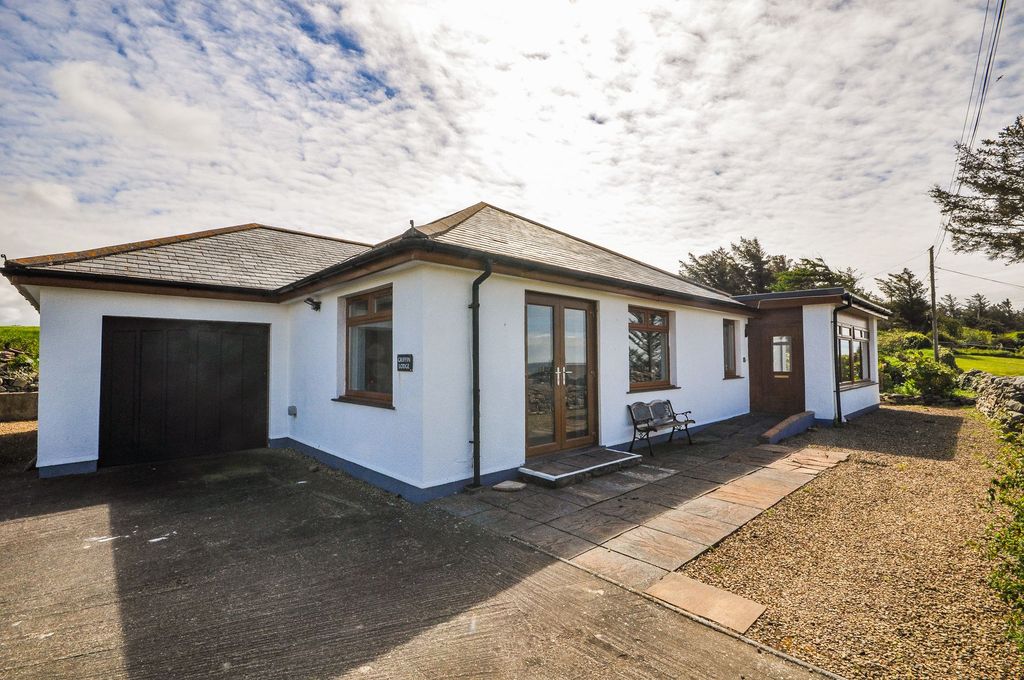 Property photo 1 of 37