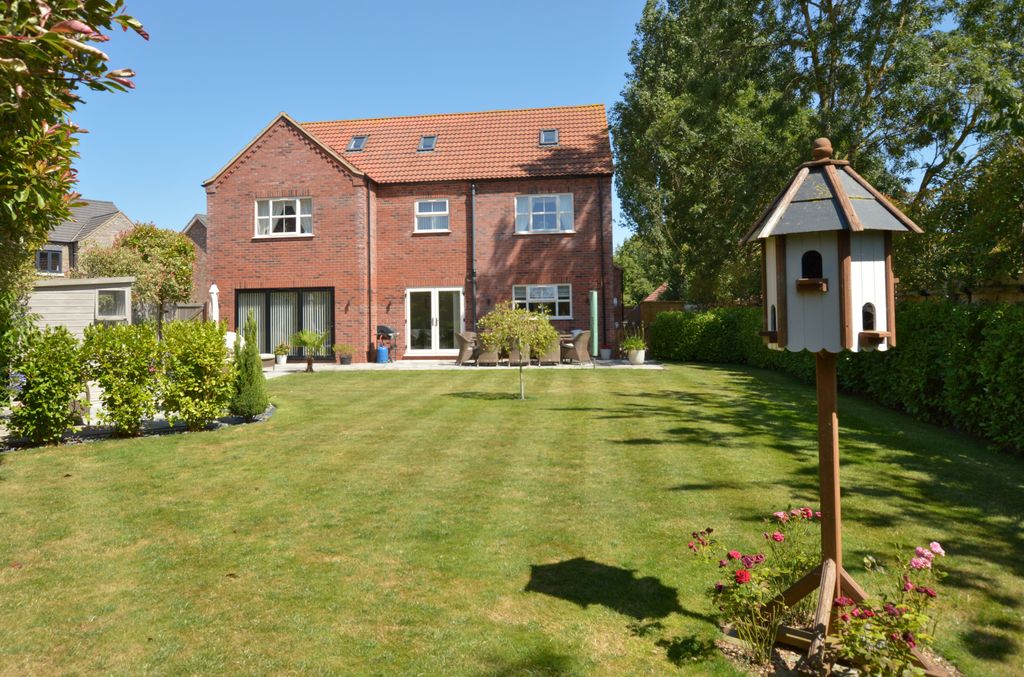 Property photo 1 of 55