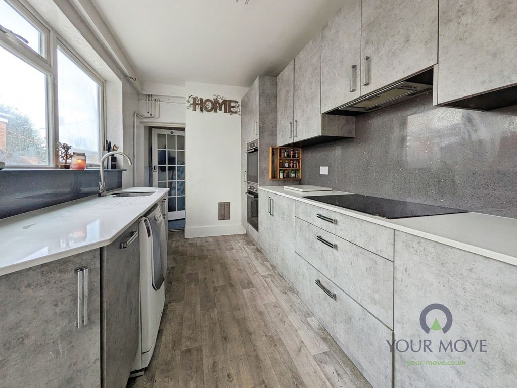 Property photo 3 of 9 Pbox-Img.Jpg