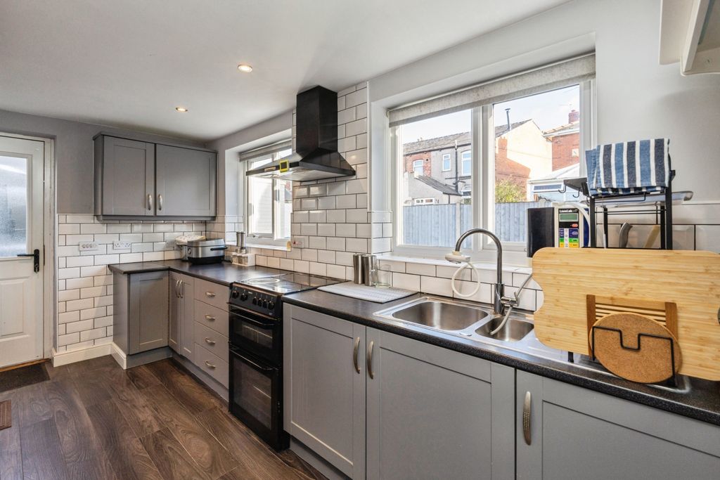 Property photo 3 of 20 Photo #3