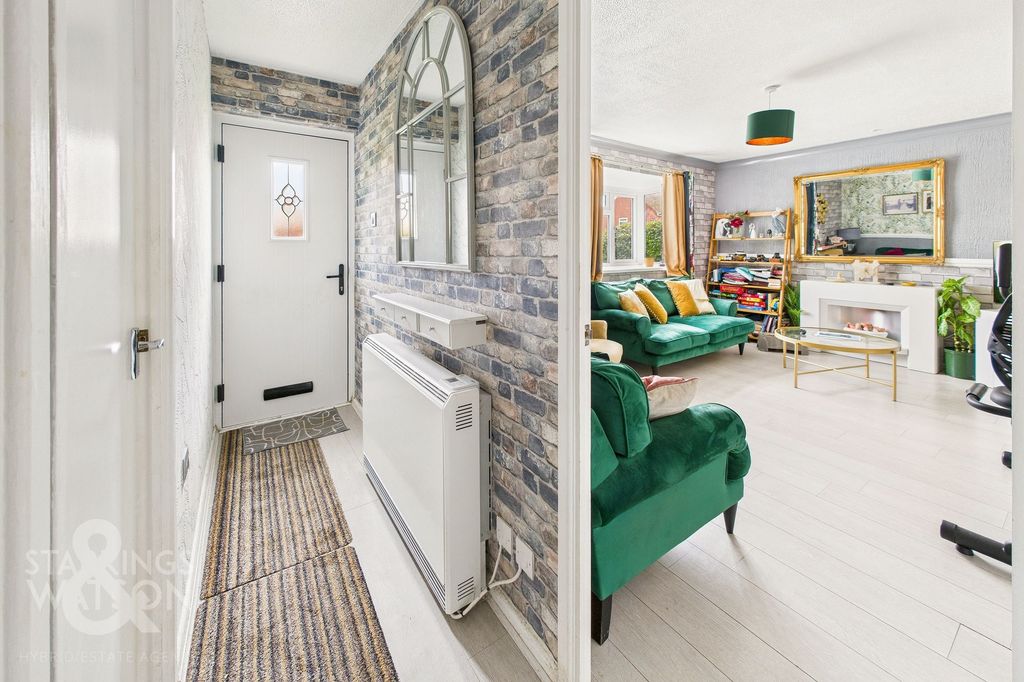 Property photo 3 of 20