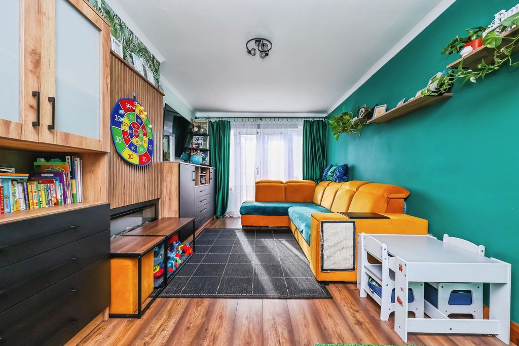 Property photo 3 of 15