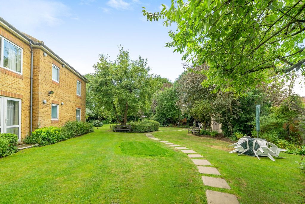 Property photo 3 of 4