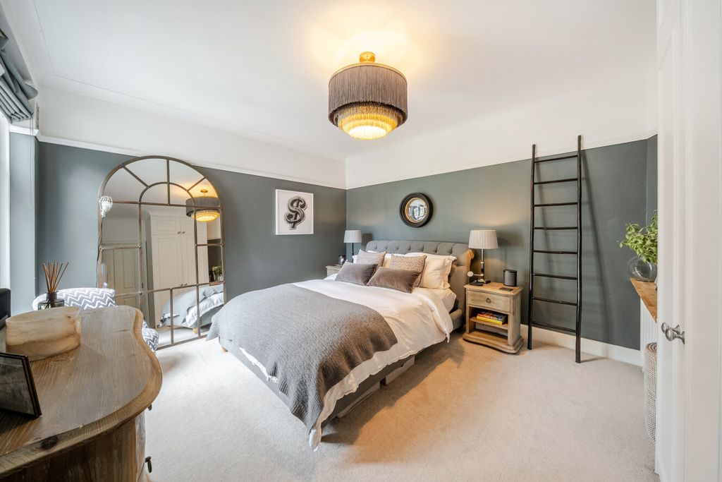 Property photo 3 of 11 1486532-15-6A463c...