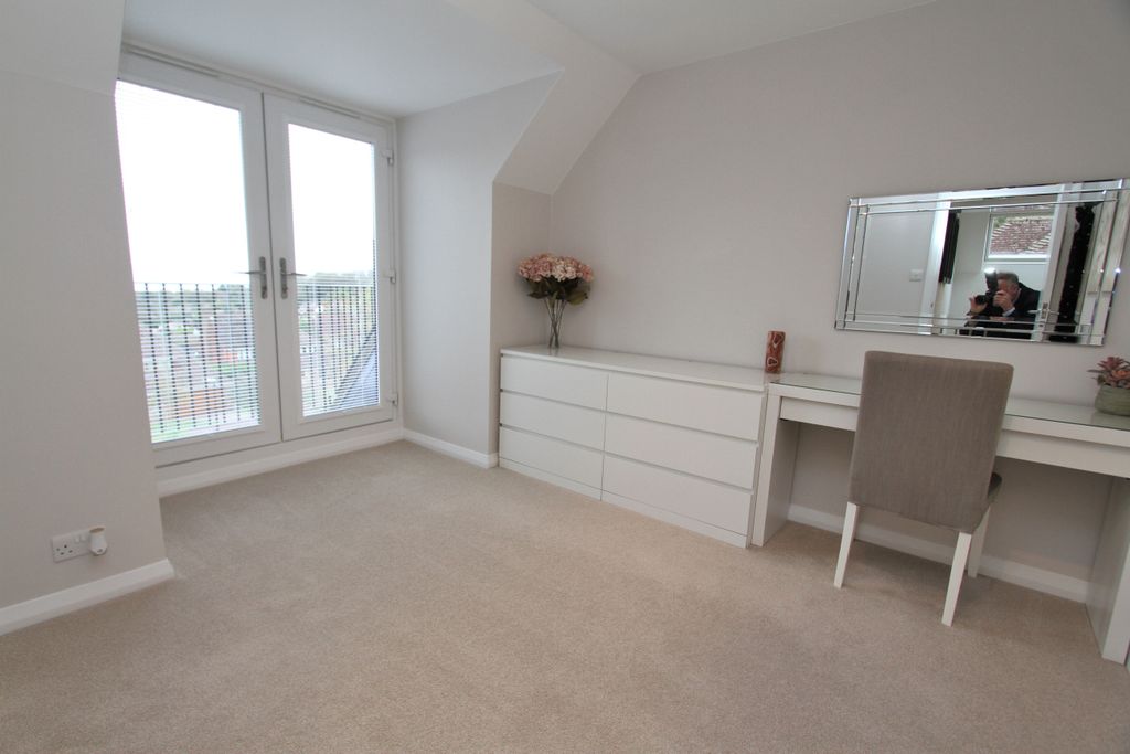 Additional image 22 of 4 bed detached house for saleLincoln Close, Eastbourne BN20