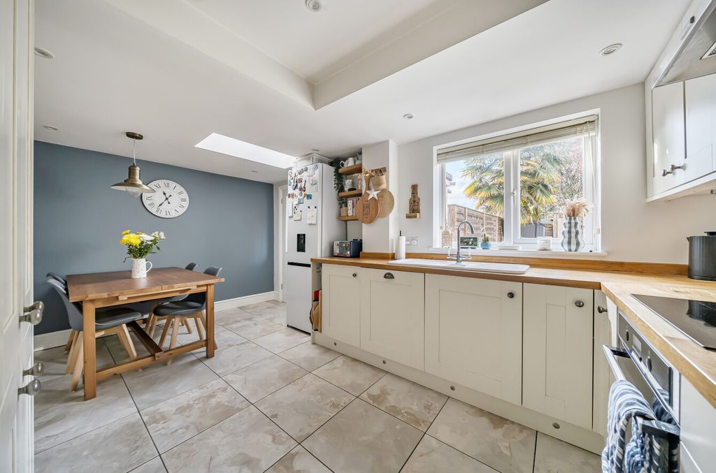 Property photo 3 of 21 13831278691dc082729d2