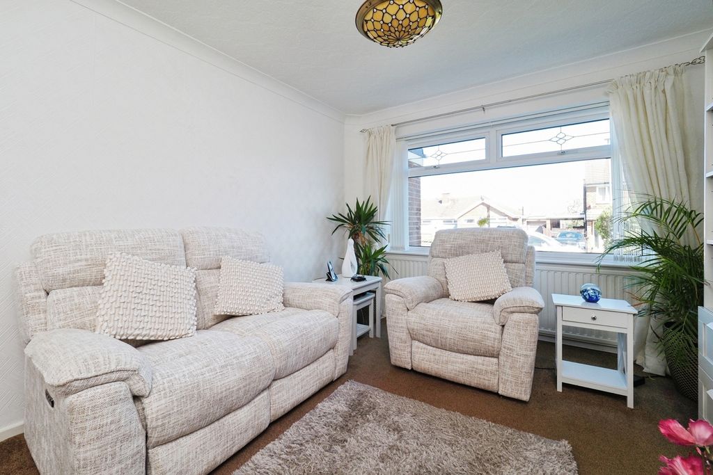 Property photo 3 of 20 Pbox-Img.Jpg