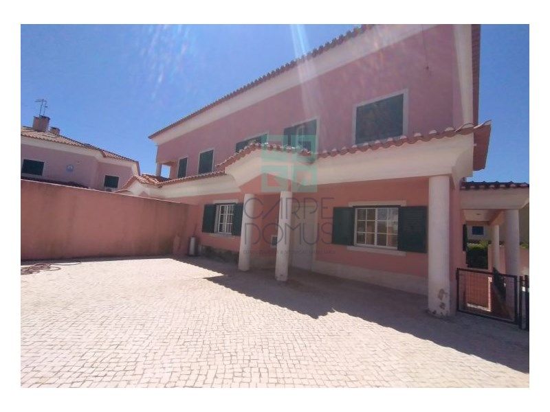 Property photo 1 of 47
