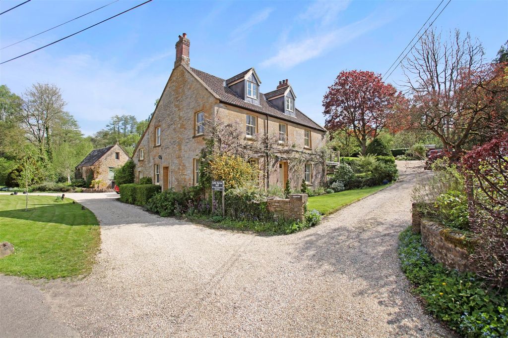 Property photo 1 of 25 Little Norton Mill