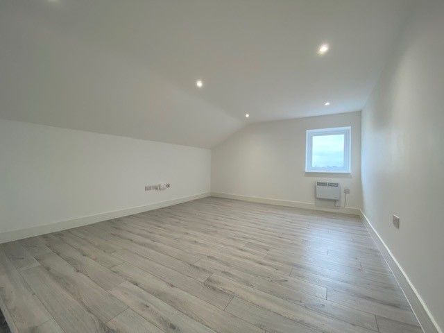 Property photo 3 of 7 Living Room