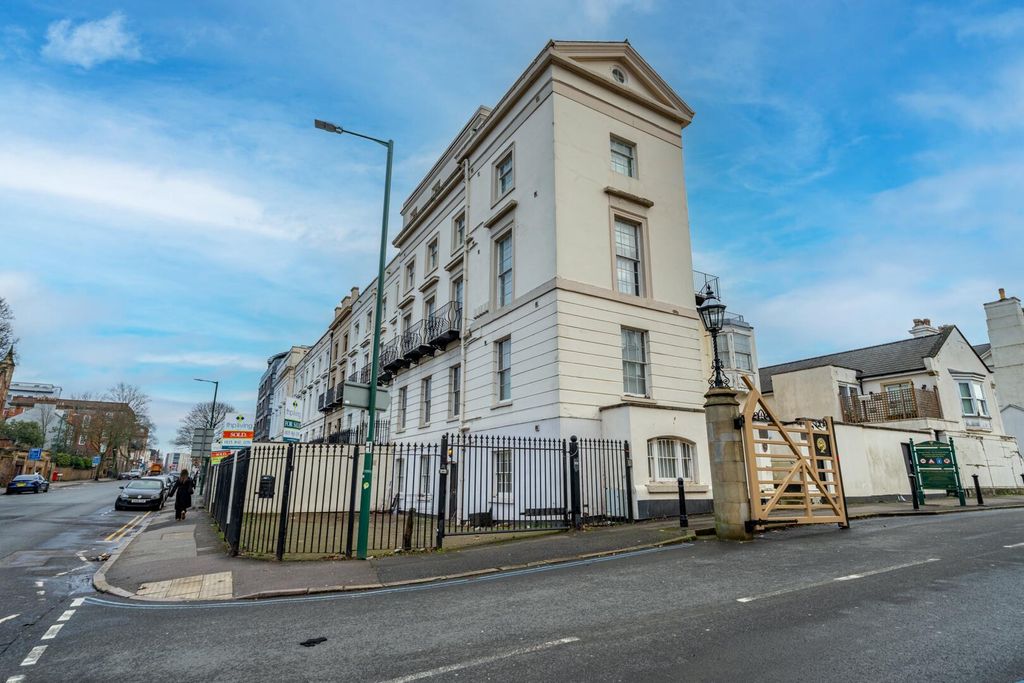 Property photo 1 of 17 Front (Exterior)