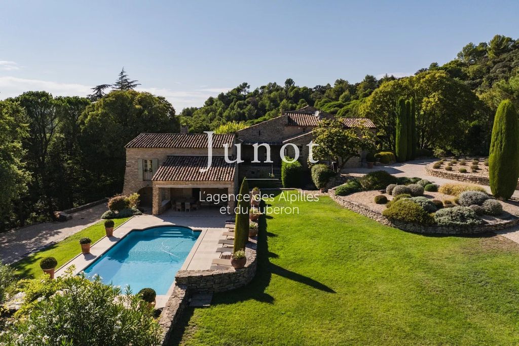 Property photo 1 of 23 Goult - Renovated Xviith Century Farmhouse With Swimming Pool