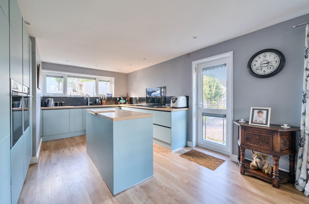 Property photo 2 of 22 1429437-15-69B432...