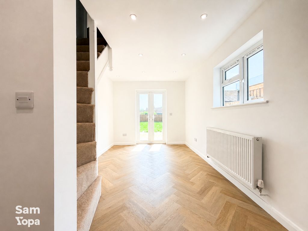 Property photo 3 of 14 866B4c0B6A175Ad795d99A160A600716A6Be1F90.Jpeg