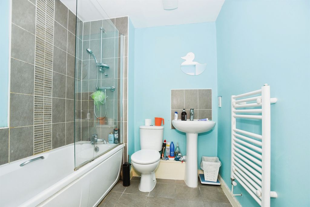 Property photo 3 of 10