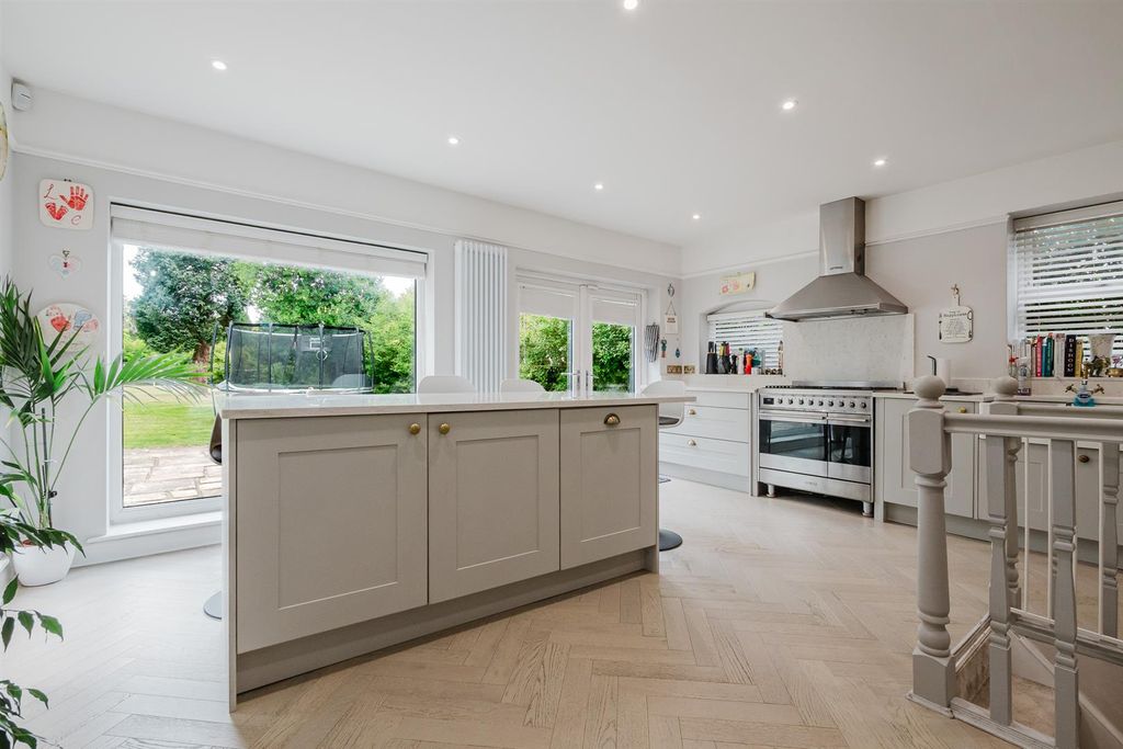 Property photo 3 of 48 Dining Kitchen