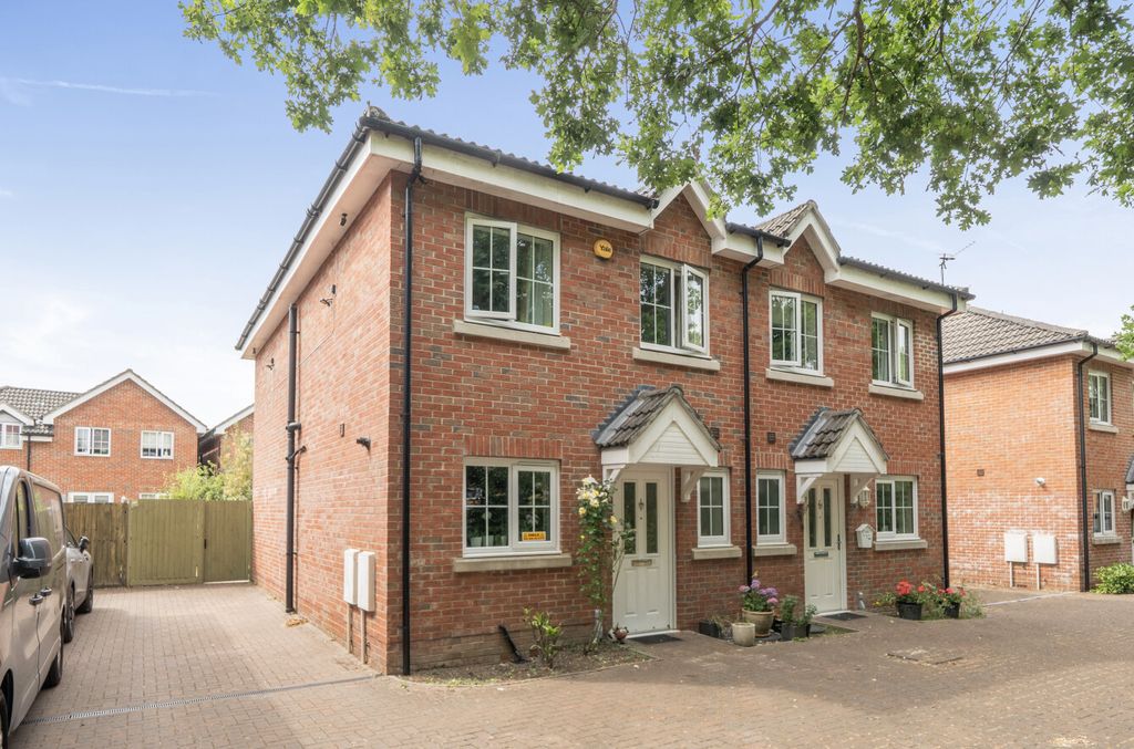 Property photo 1 of 19 1496817-7-6A639Fa...
