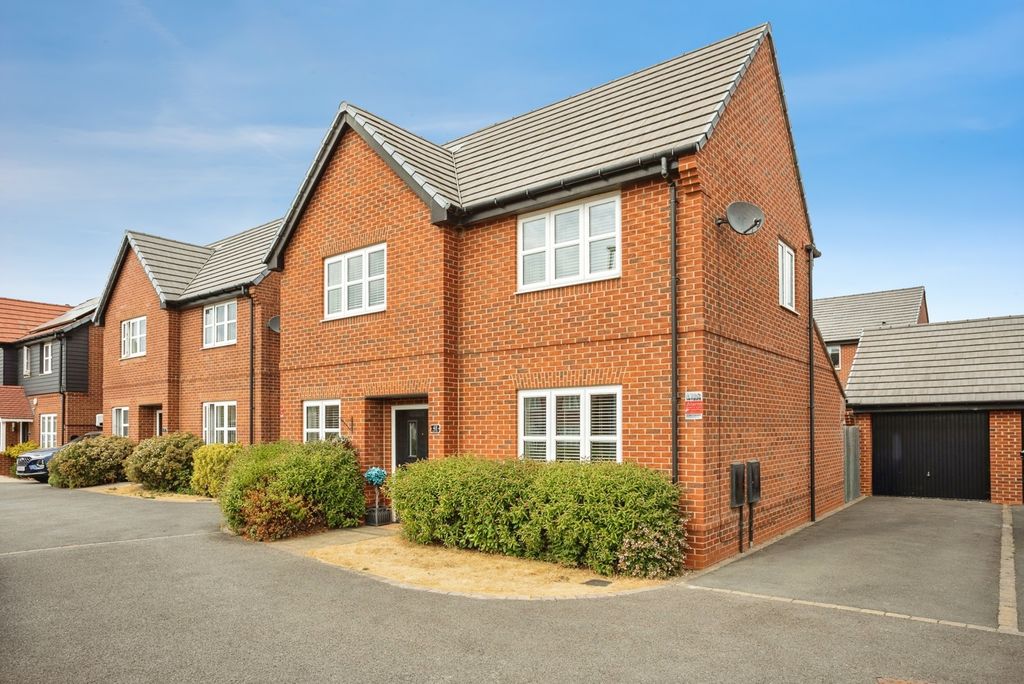 Property photo 1 of 29 Pbox-Img.Jpg