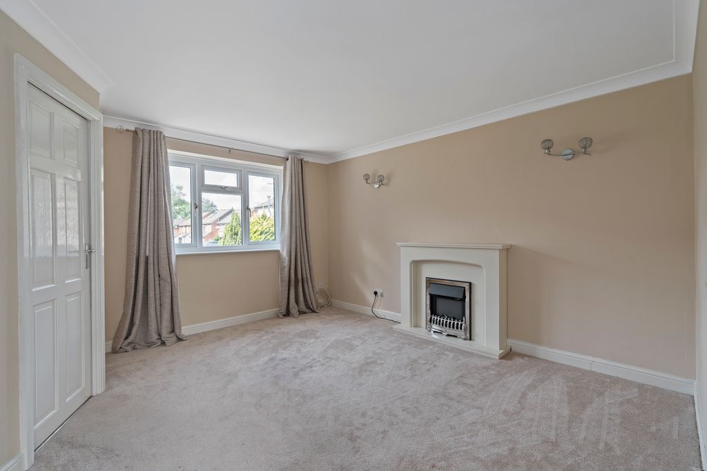 Property photo 3 of 13