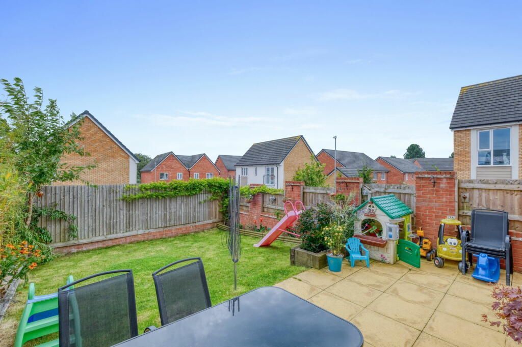 Property photo 2 of 22
