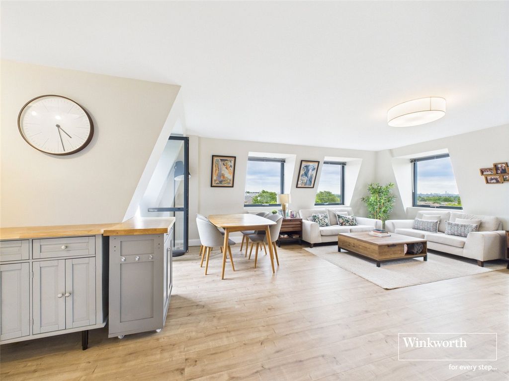 Property photo 1 of 9 Open Plan Living