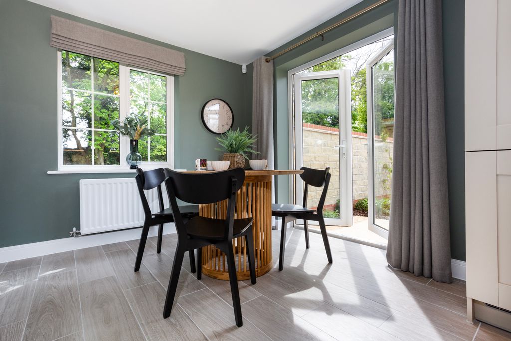 Property photo 3 of 9 Photo