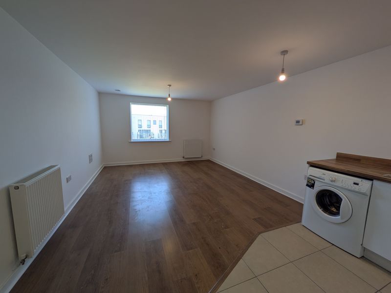 Property photo 2 of 7 Photo 2