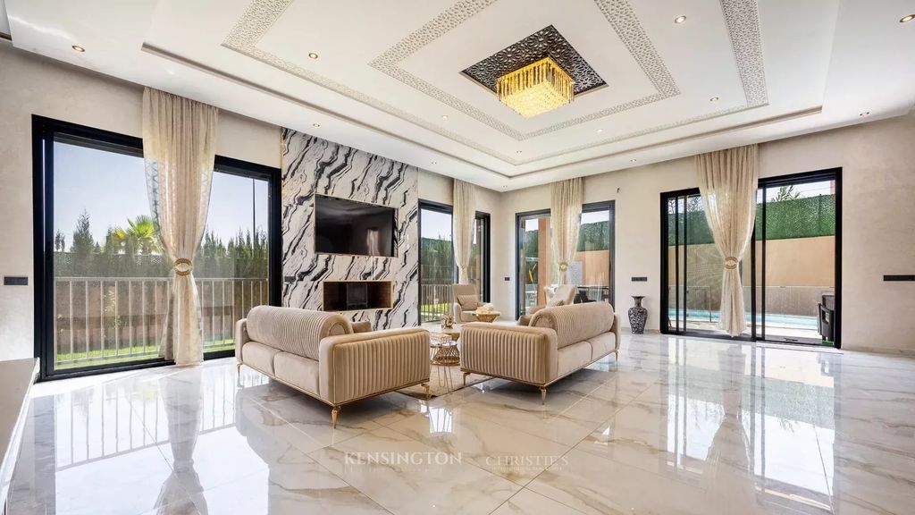 Property photo 3 of 31