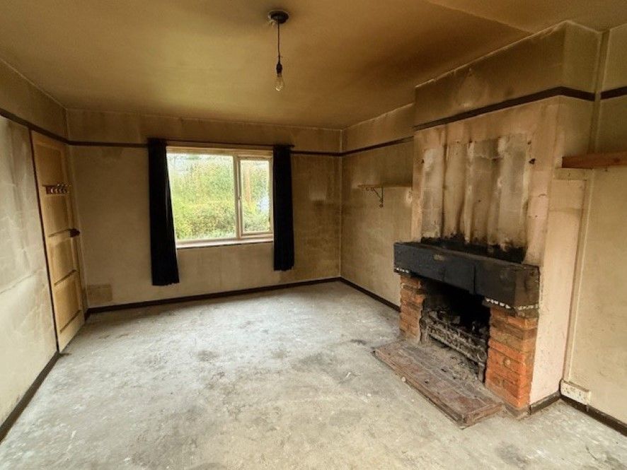 Property photo 3 of 14