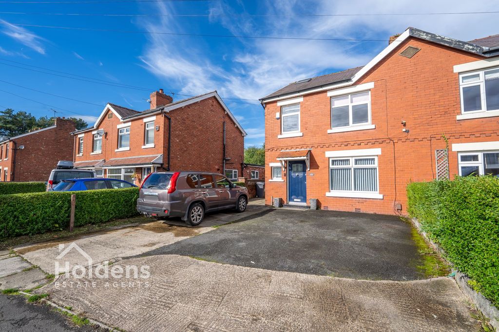 Property photo 1 of 29