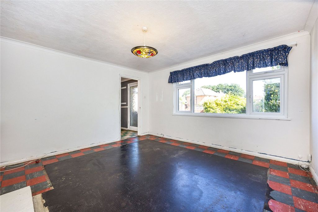 Property photo 3 of 16 Picture No. 20