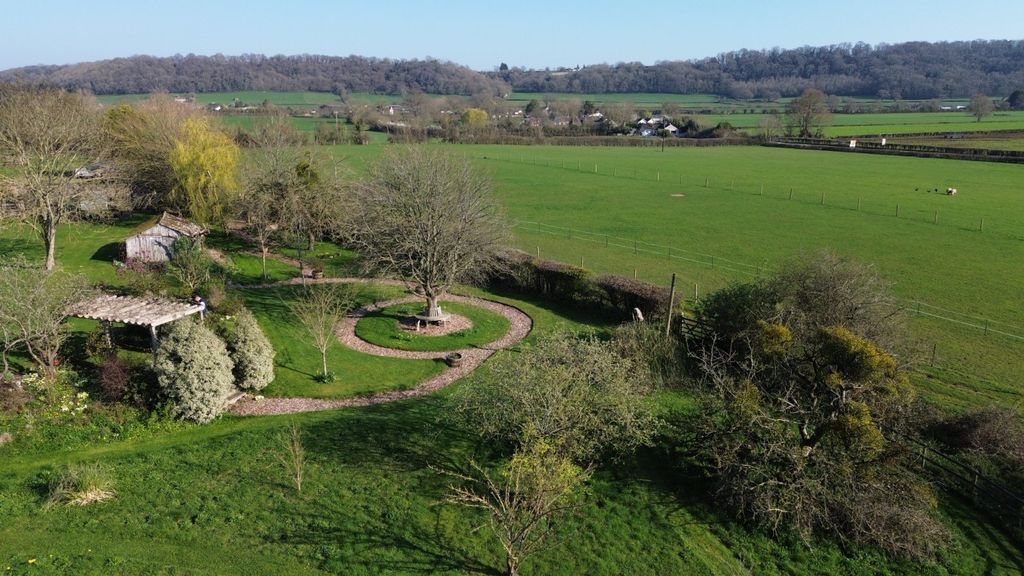 Property photo 3 of 36 Picture No. 48