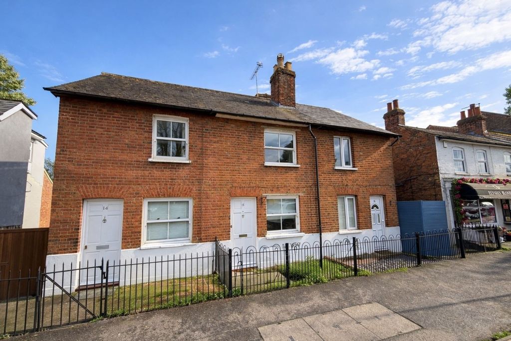 Property photo 1 of 8 Front