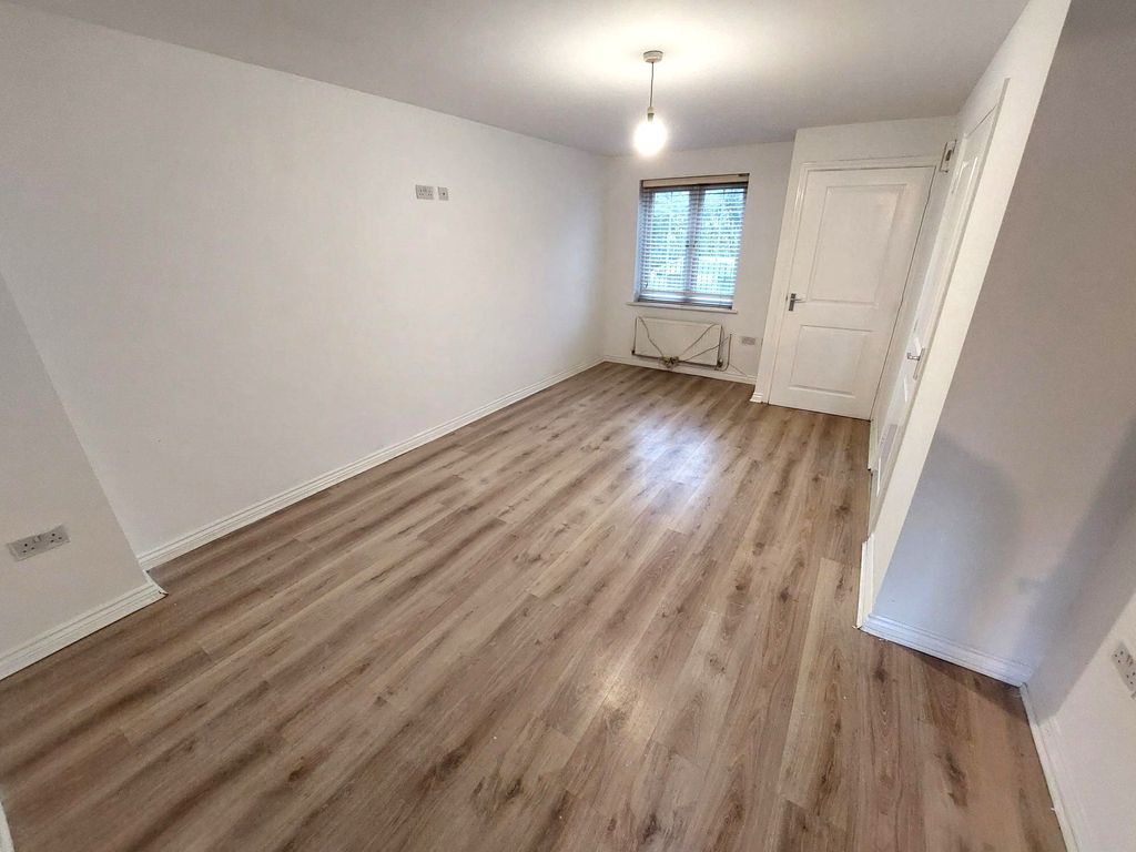 Property photo 3 of 23 20260216_122608