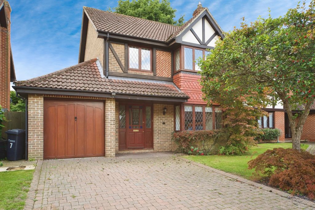 Property photo 1 of 17