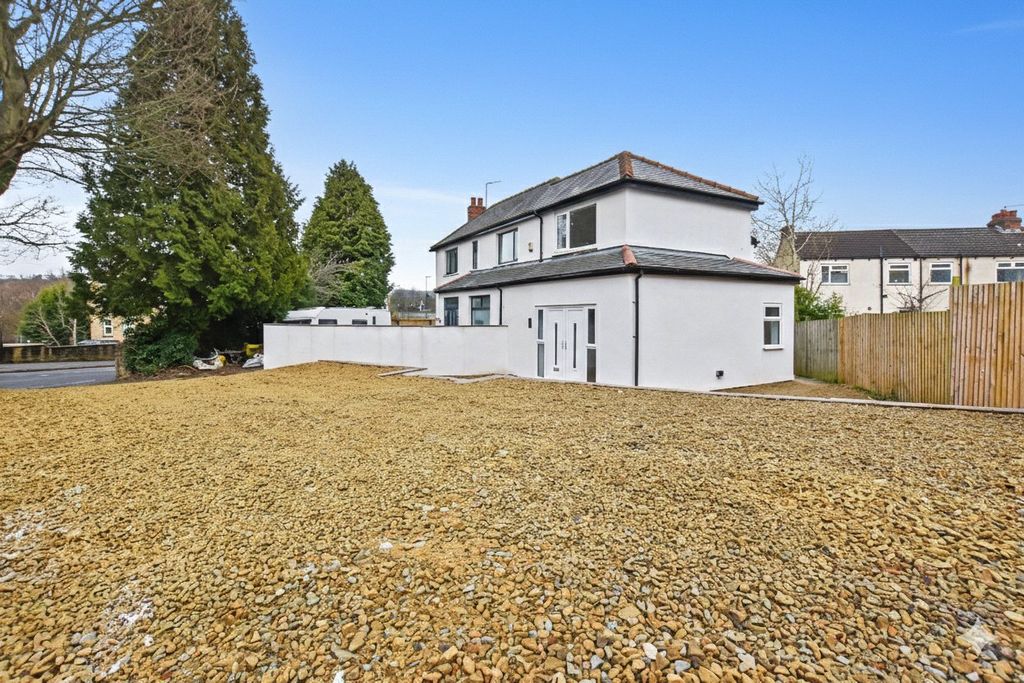 Property photo 1 of 16 Picture No. 03