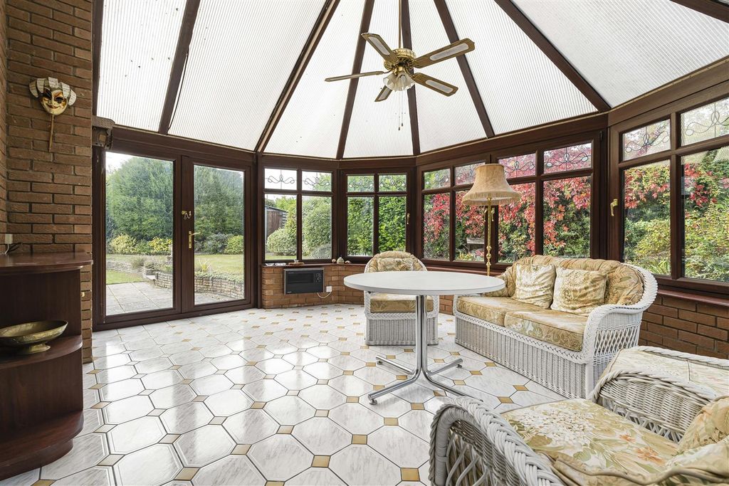 Property photo 2 of 24 32_63594.Jpg