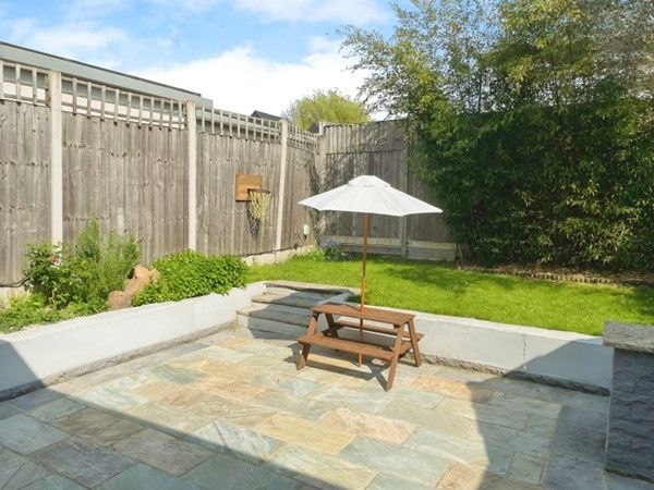 Property photo 2 of 14 Garden