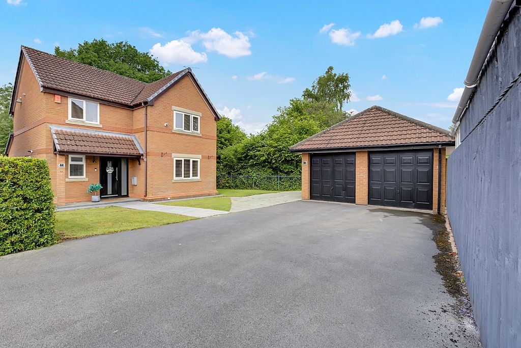 Property photo 1 of 29 4267620