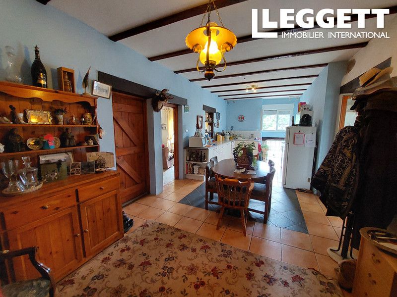 Property photo 3 of 10