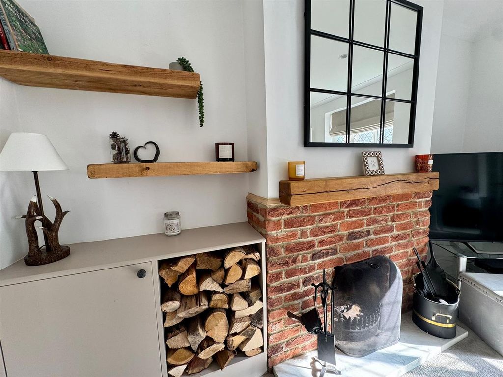 Property photo 3 of 21 Fireplace