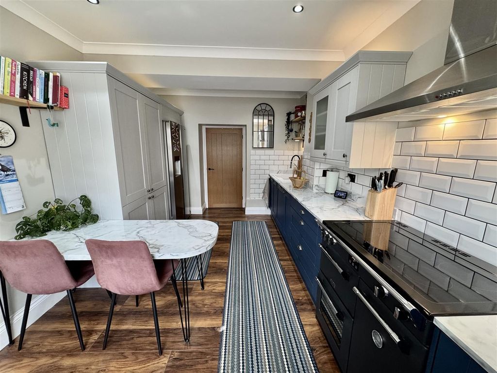 Property photo 3 of 29 Img_9589.Jpeg