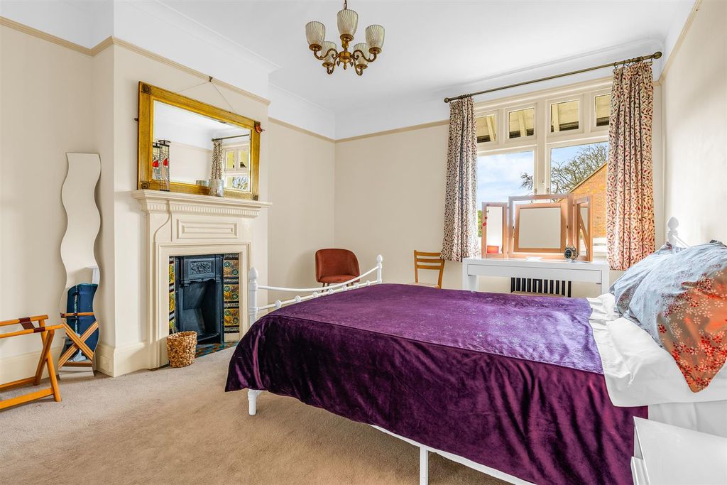 Additional image 44 of 4 bed semi-detached house for saleQueens Hill House, Queens Road, Hertford SG13