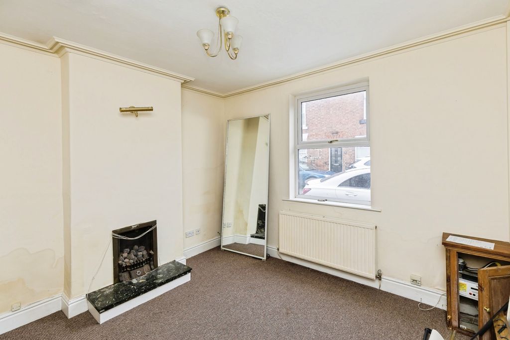 Property photo 2 of 12 Pbox-Img.Jpg