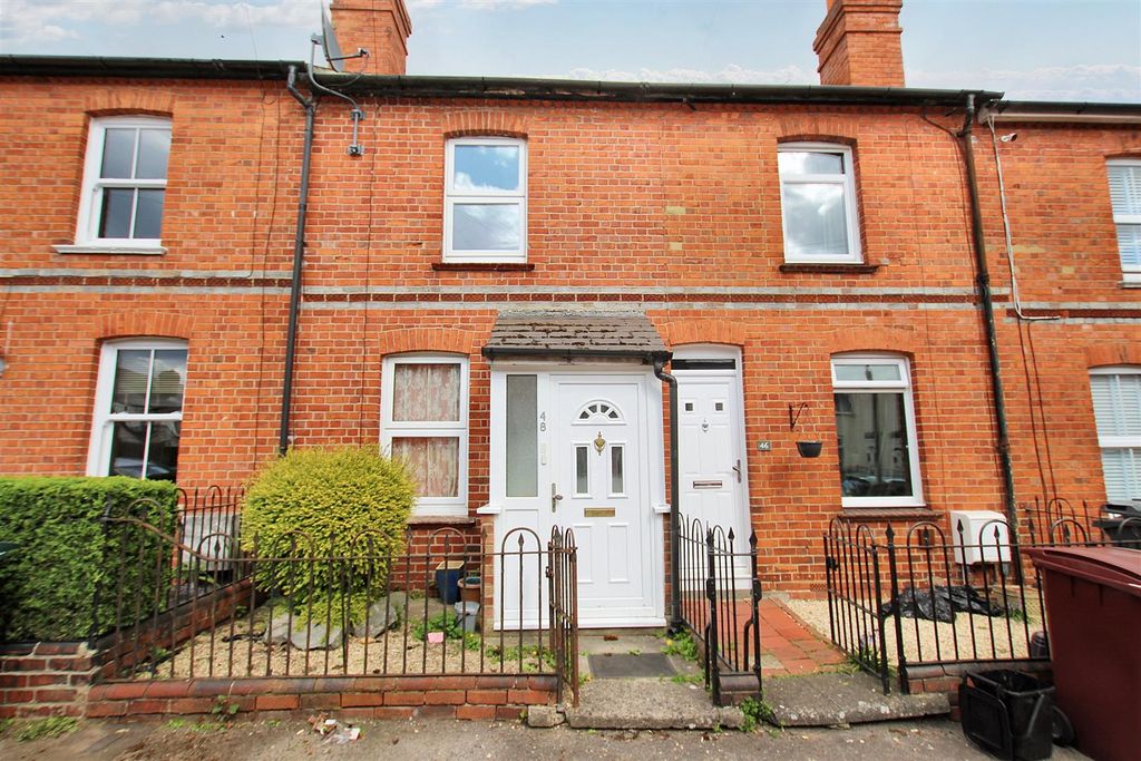 Property photo 1 of 17 Front