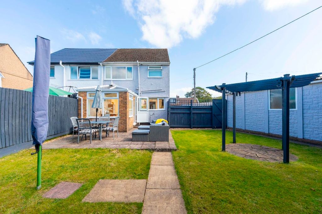 Property photo 3 of 45