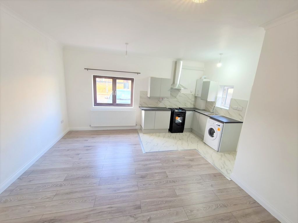 Property photo 3 of 5 Whatsapp Image 2022-01-18 At 11.42.11 (4).Jpeg