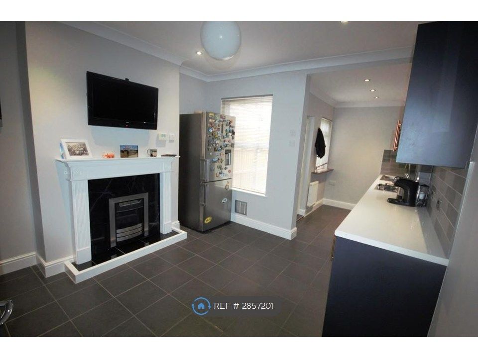 Property photo 3 of 9 Kitchen/Diner